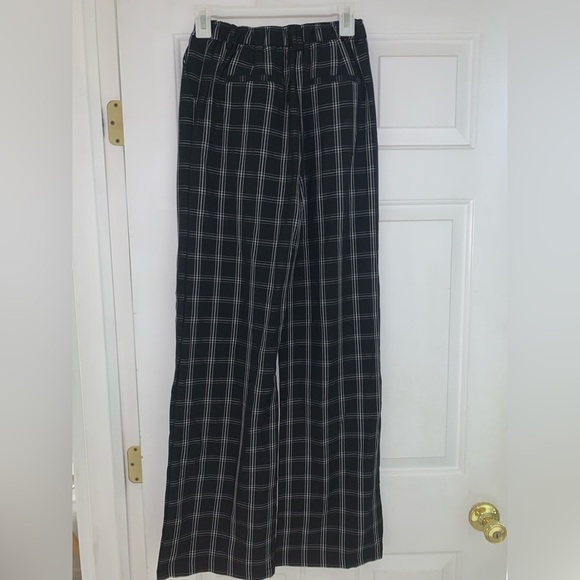 Plaid Asymmetrical Pants - Picture 5 of 5
